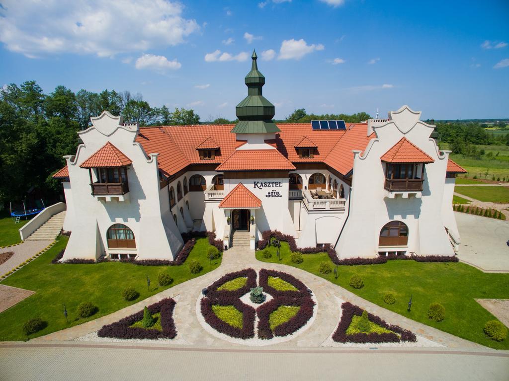 Hotel Kasztel Rzezawa Eksteriør billede