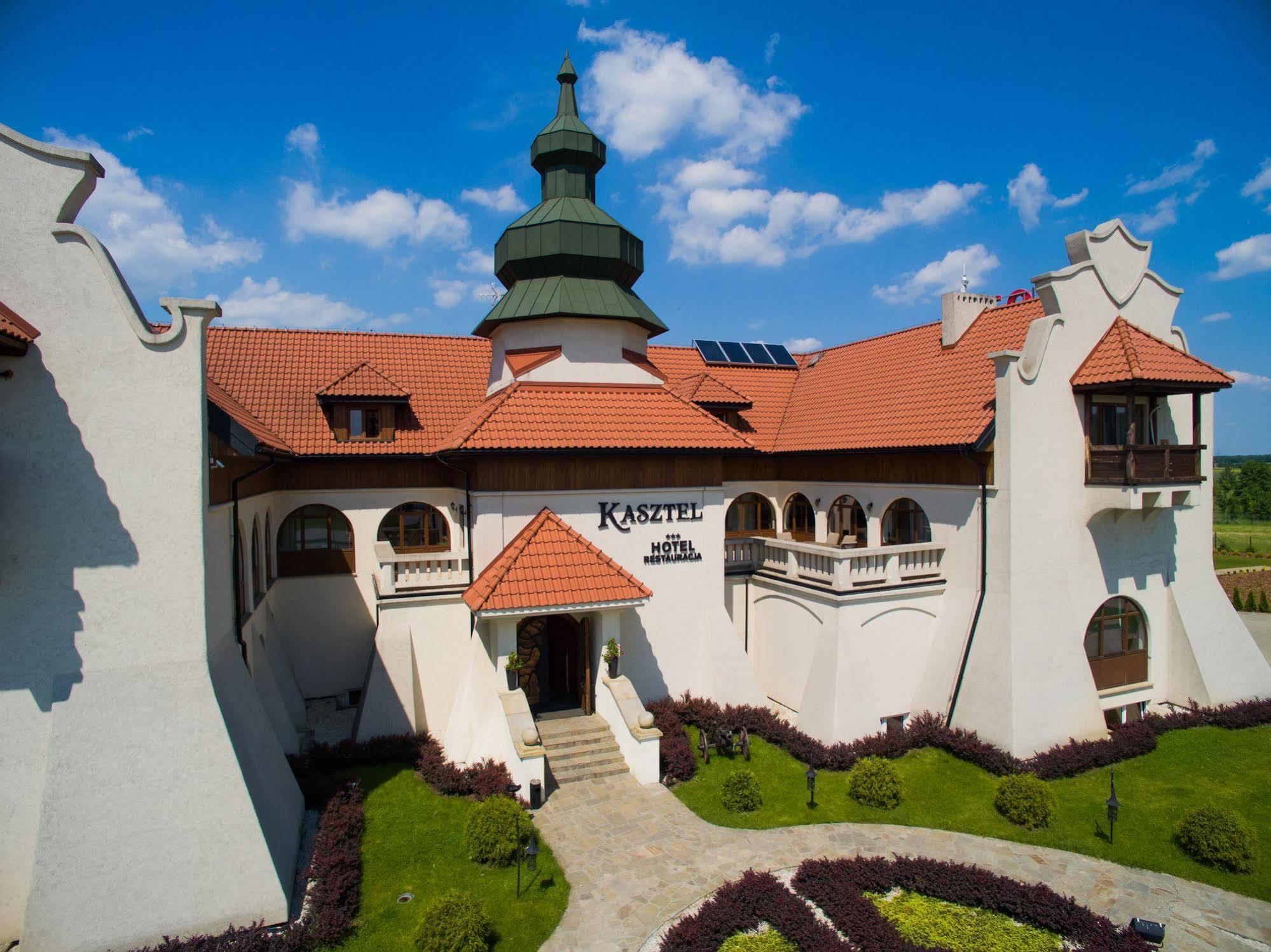 Hotel Kasztel Rzezawa Eksteriør billede